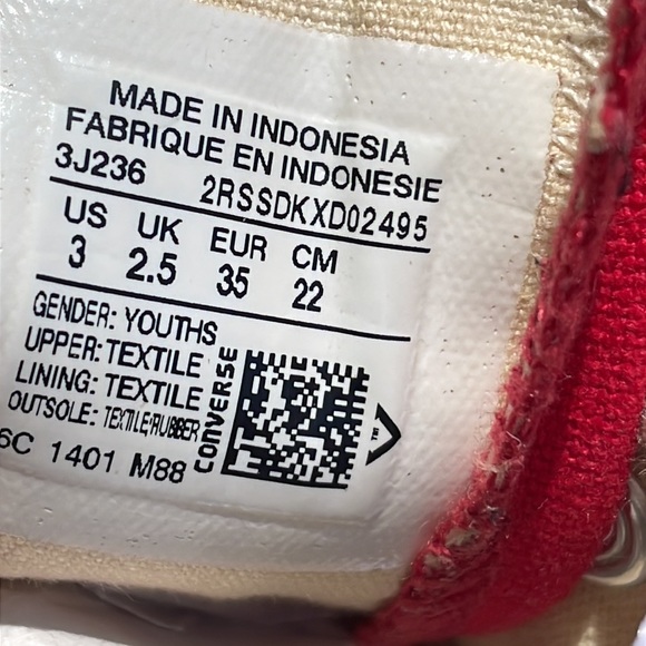 CONVERSE Sneakers- ALL STAR RED LOW TOP SNEAKER - UNISEX YOUTH Size 3 - Picture 10 of 10